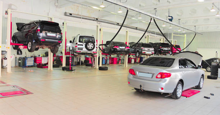 Find the Best Auto Body Shop Near Me – Lyle’s Collision