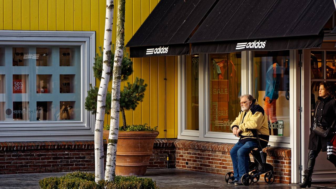 Play247 Online – India’s Premier Sports Betting & Casino Platform Reviewed